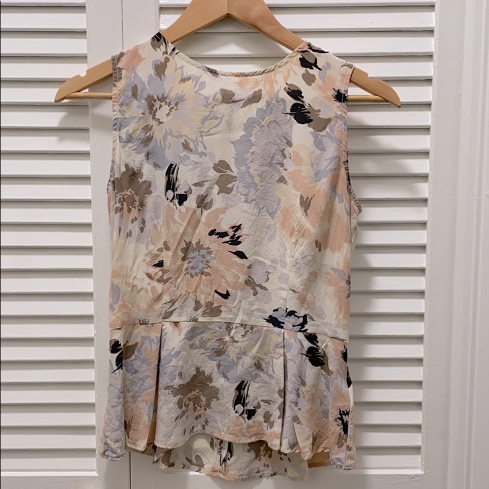 Fossil shirt sleeve blouse
